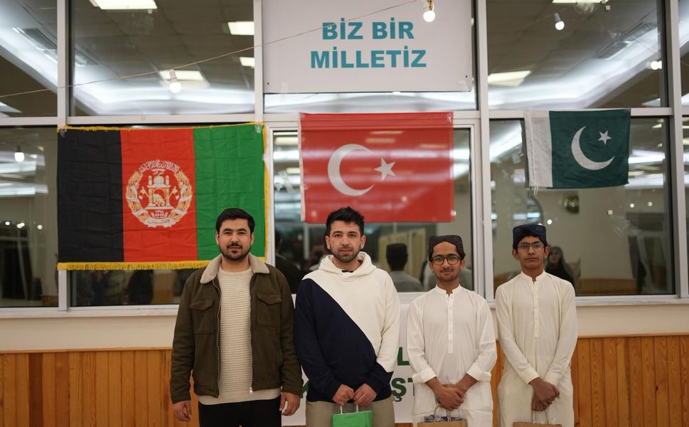 Savaşın Gölgesinde Kardeşlik Sofrası: