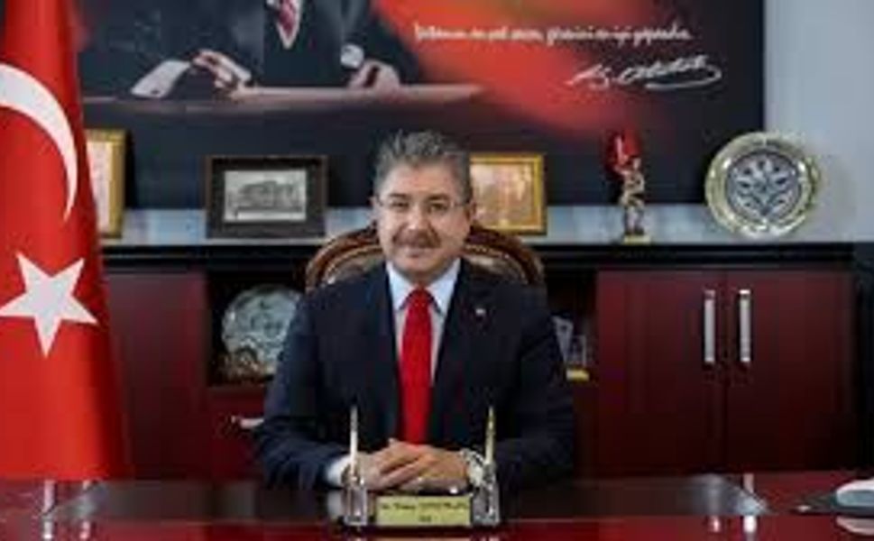 Vali Yılmaz: 'Obeziteye karşı bilinçli bir toplum inşa etmek önceliğimizdir'