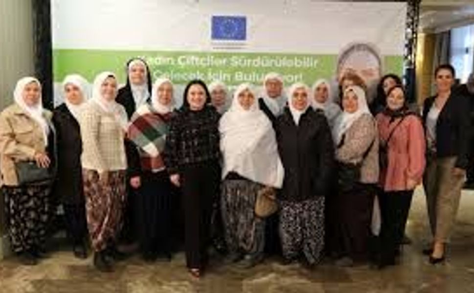 Kadın Çiftçiler Sürdürülebilir Gelecek  İçin Bir Araya Geldi