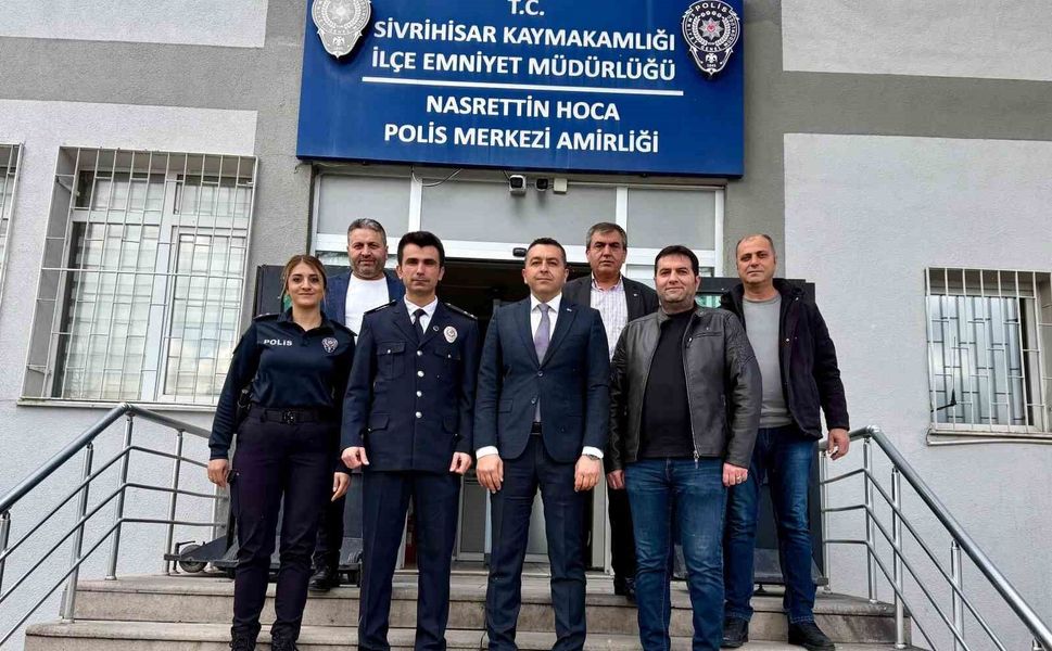 AK Parti'den emniyet mensuplarına ziyaret