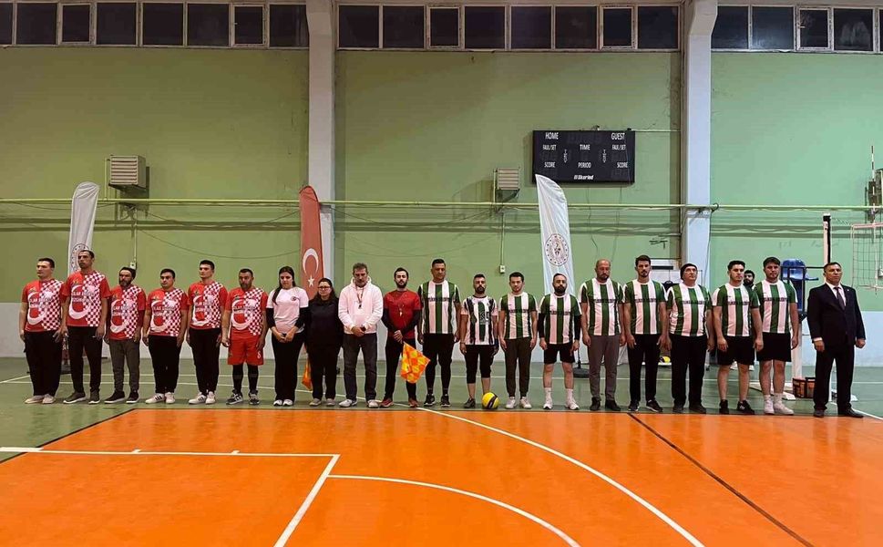 Beylikova'da voleybol turnuvası görkemli finalle tamamlandı