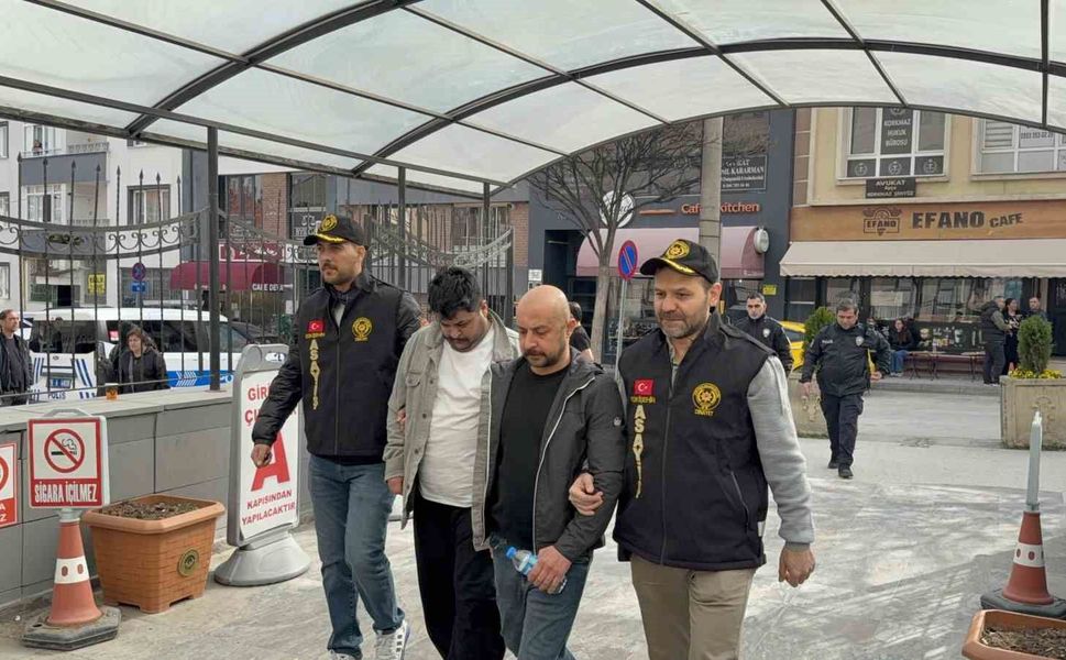 Bıçaklı kavgaya karışan 10 şüpheliden 5'i tutuklandı