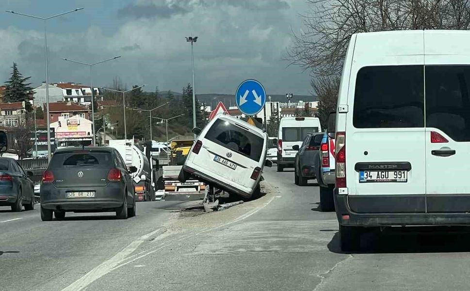 Eskişehir'de çevre yolunda korkutan kaza