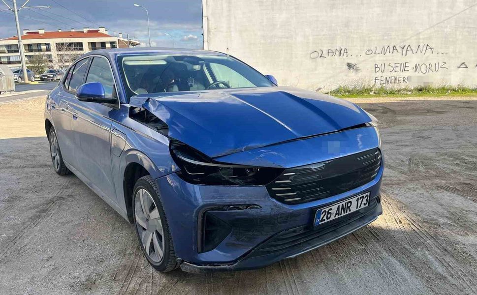 Eskişehir'de trafik kazasında 2 çocuk yaralandı