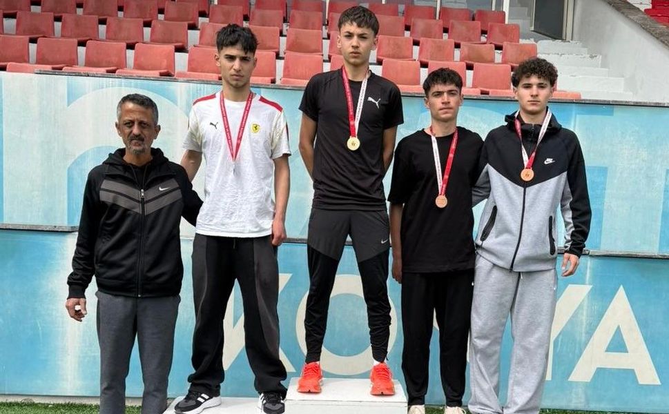 Eskişehirli atletler Konya'dan madalya ile döndü