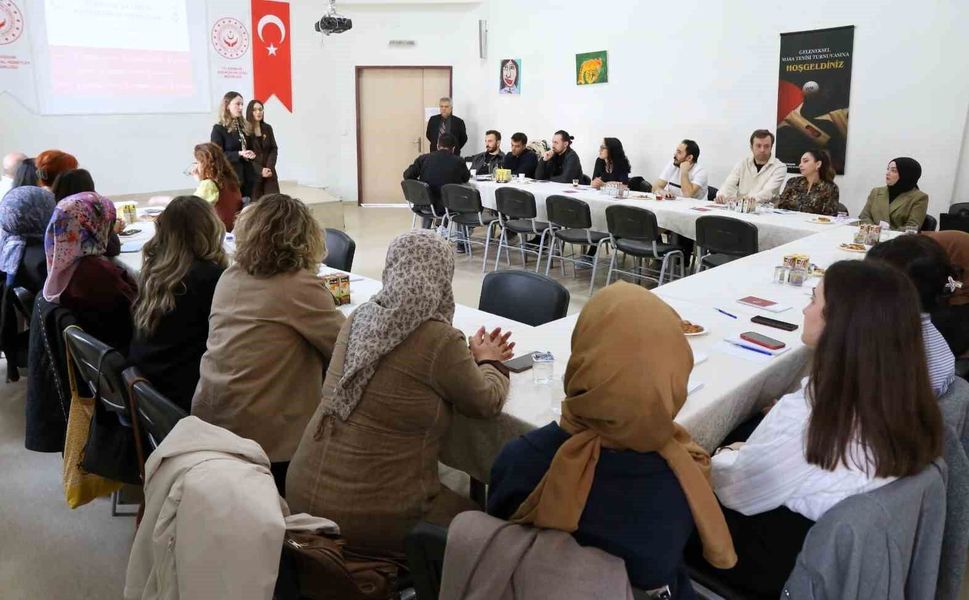 Eskişehirli uzmanlara 'Psikolojik İlk Yardım ve Yas Süreci' eğitimi