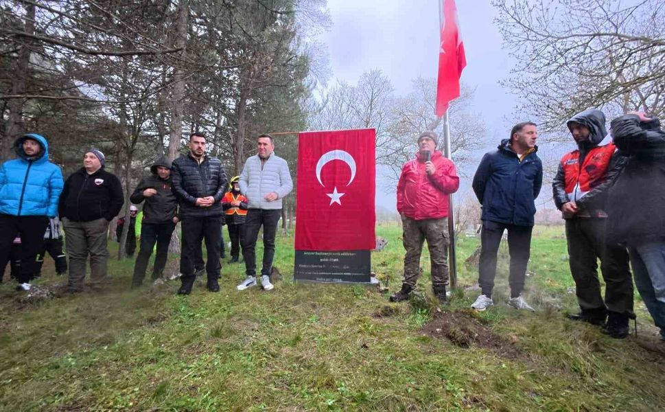 Şehit yüzbaşının kayıp mezarını buldular