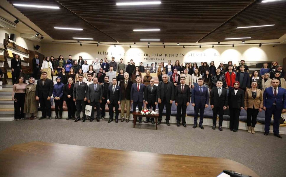 Üniversite öğrencilerine 'Banka Hesabını Kiralama, Suça Ortak Olma' paneli