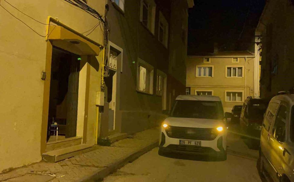 Uyuşturucu kullanımına bağlı kalbi duran genç kurtarılamadı