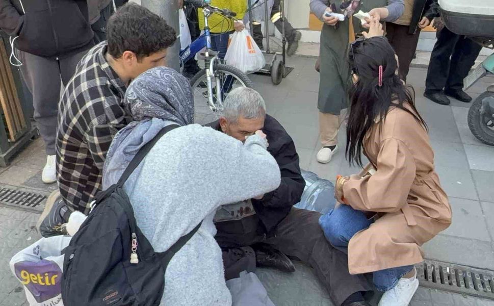 Yaşlı adama yumruk atan çocuk tutuklandı