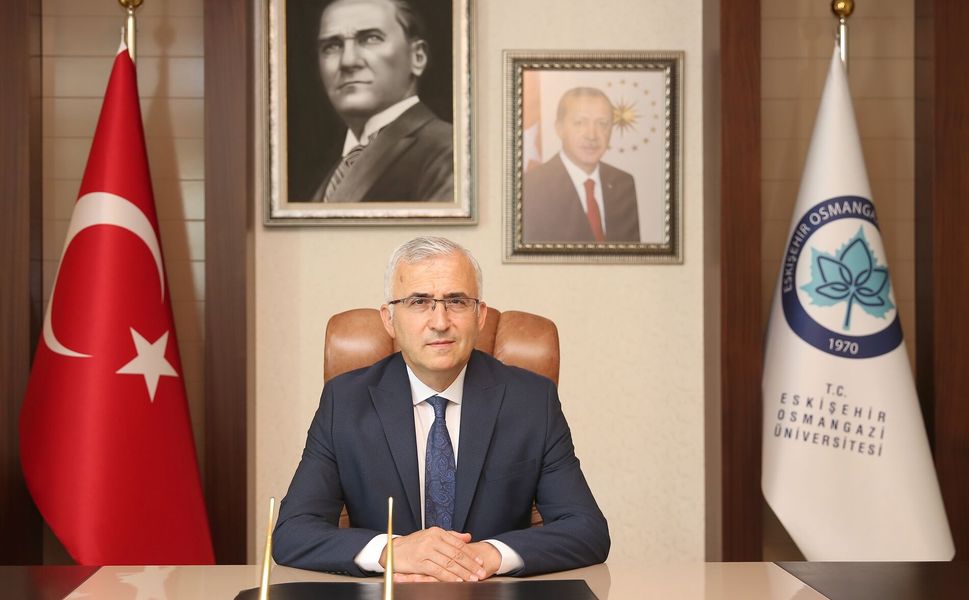 ESOGÜ Rektörü Prof. Dr. Kamil Çolak'ın 23 Nisan Ulusal Egemenlik ve Çocuk Bayramı Mesajı