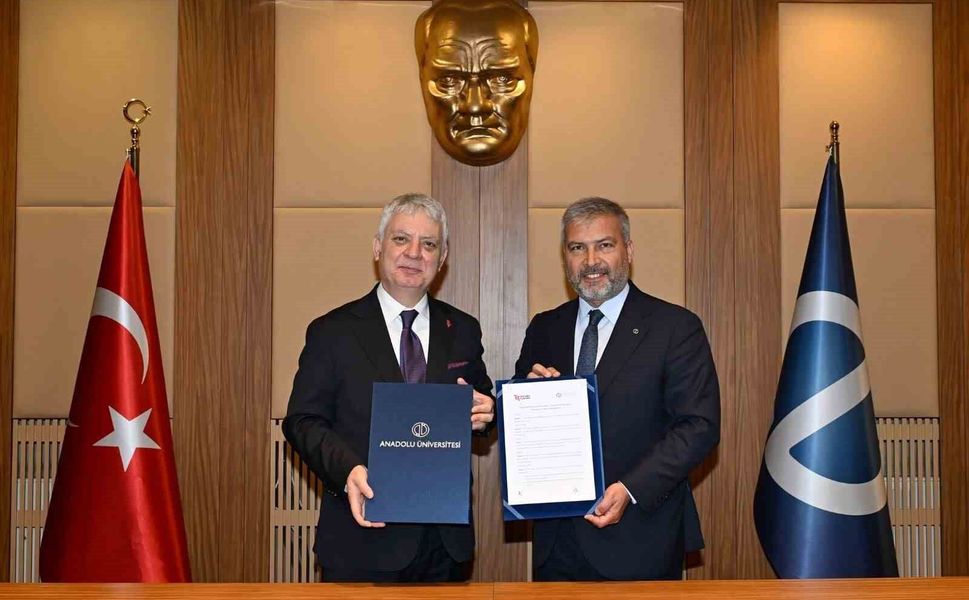 Anadolu Üniversitesi ile Rekabet Kurumu arasında akademik iş birliği protokolü