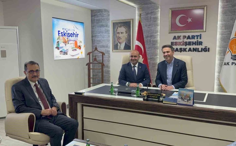 Bakan Bayraktar: '600 milyon dolarlık yatırım olacak, bin 500'e yakın yeni istihdamı Eskişehir'imize kazandırzacağız'