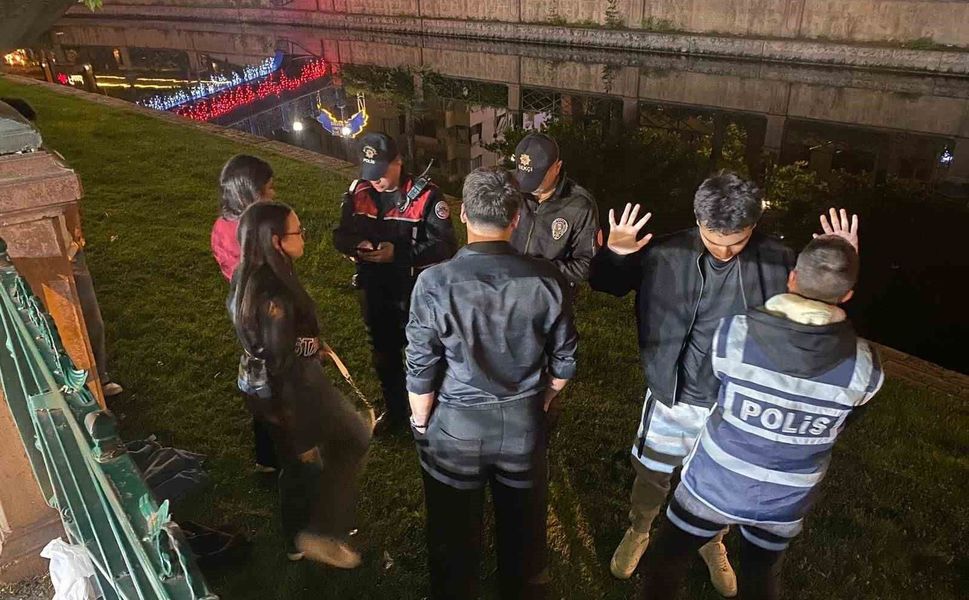Eskişehir'de bayram öncesi geniş çaplı asayiş ve trafik uygulaması