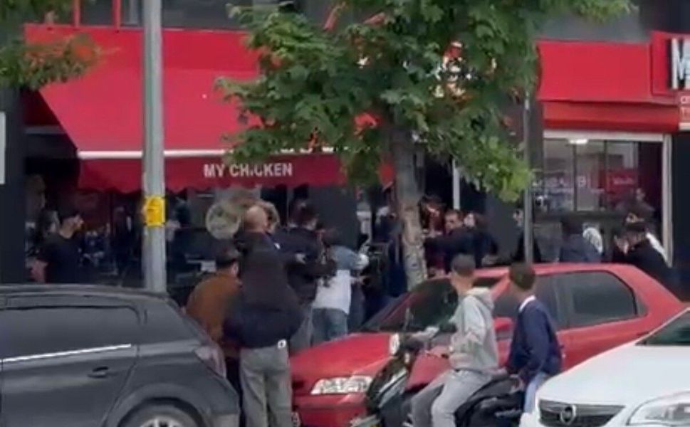 Eskişehir'de cadde ortasında kavga