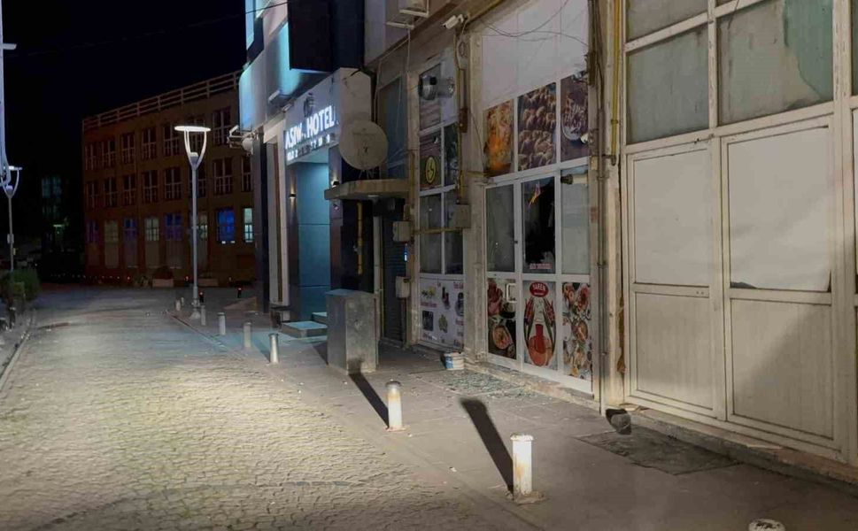 Eskişehir'de iki grup arasında kavga: 1'i ağır 3 yaralı