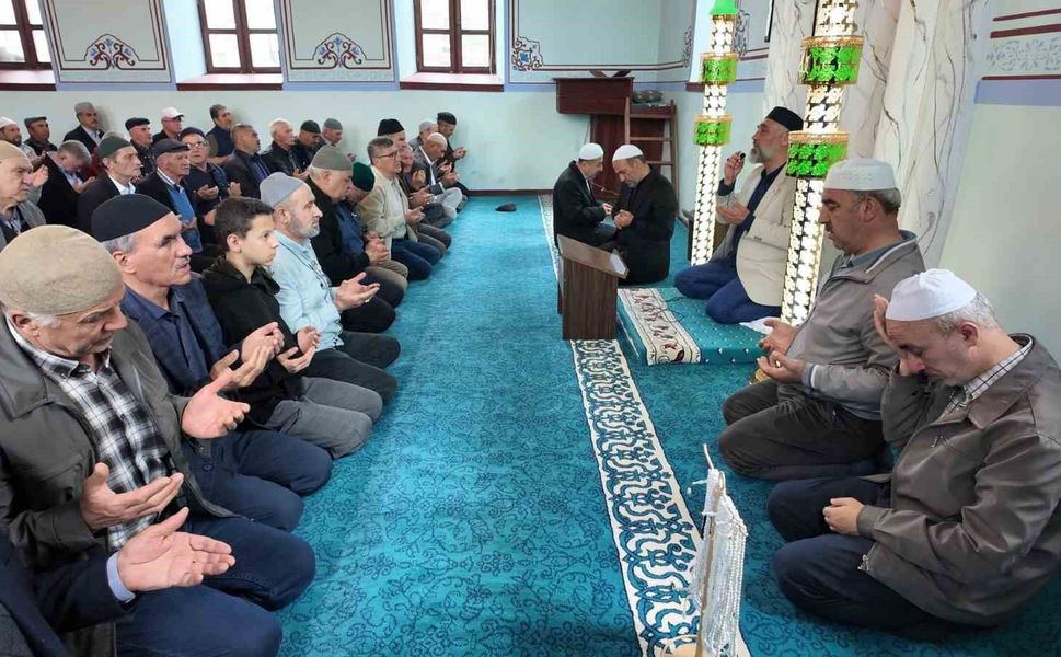 Eskişehir'in tarihi Kuyucak mahallesinde Hıdırellez Şenliği