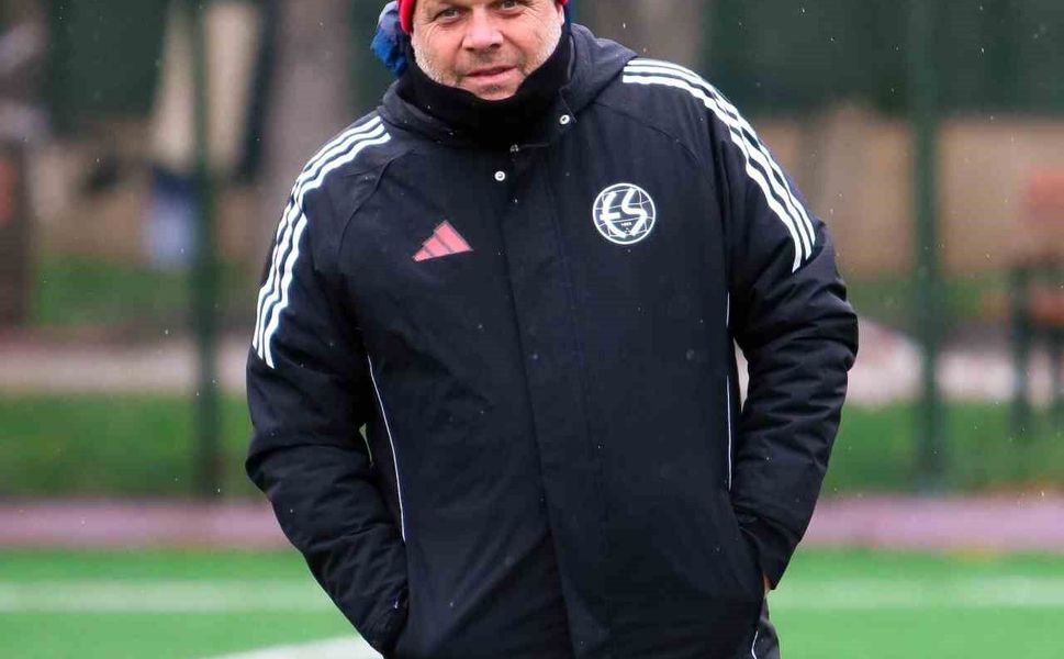 Eskişehirspor, Ayvalıkgücü Belediyespor maçının hazırlıklarını sürdürdü