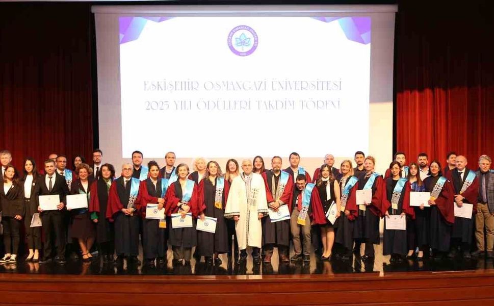 ESOGÜ 2025 yılı ödülleri sahiplerini buldu
