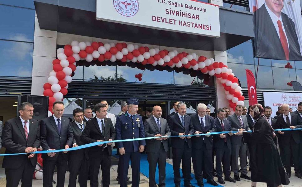 Sivrihisar Devlet Hastanesi, düzenlenen törenle açıldı