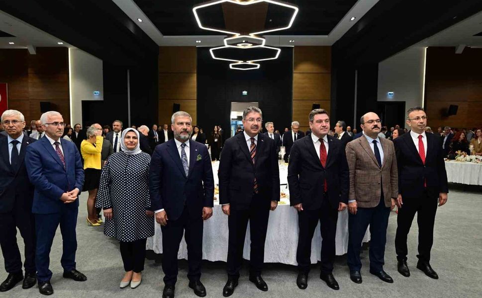 Vali Yılmaz Eskişehir Sempozyumu Gala Yemeği'ne katıldı