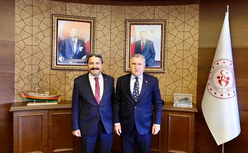Hasan Kalın,Bakan Aşkın Bak ile Görüştü