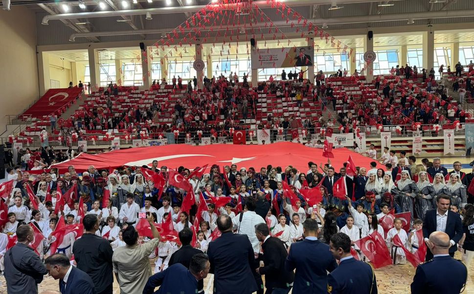 Eskişehir 'de 19 Mayıs Gençlik Bayramı Coşkusu