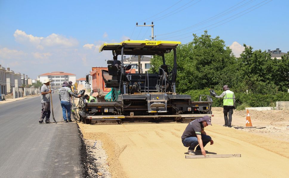 8070 Bulvarı'nda  Çalışmalar Sürüyor