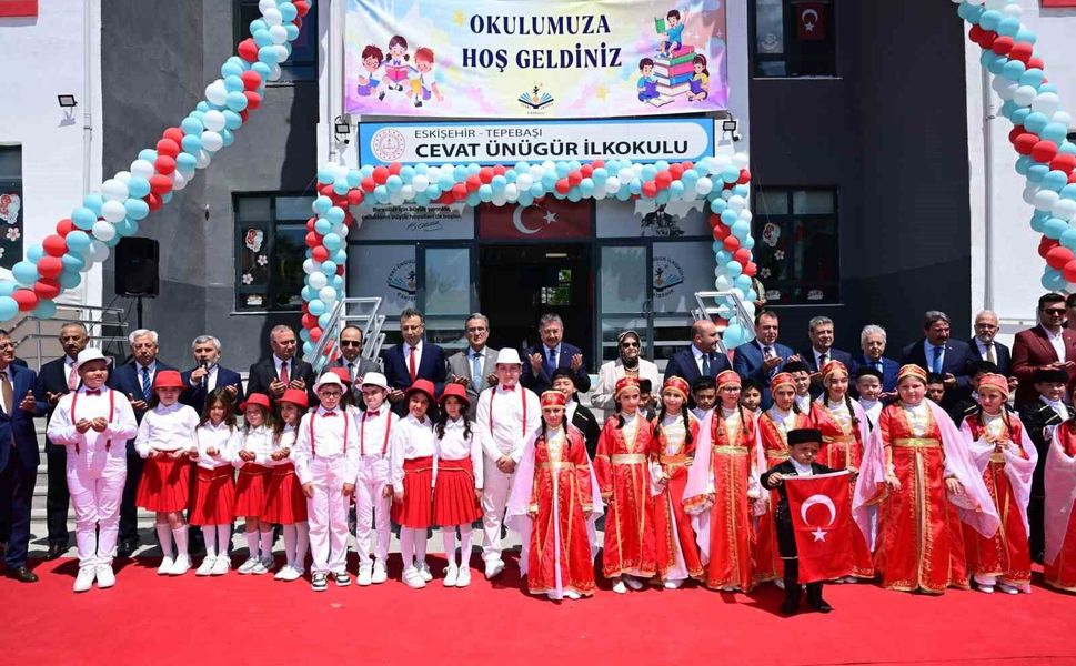 Cevat Ünügür İlkokulu, düzenlenen törenle açıldı