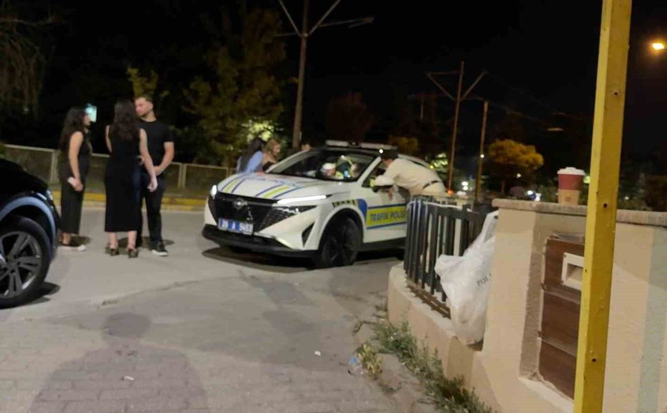 Eskişehir'de trafik denetimi: Alkollü yakalanan 2 sürücüye toplam 50 bin lira ceza