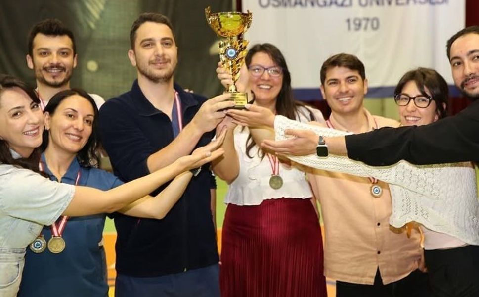 ESOGÜ Personel Turnuvasında kupalar sahiplerini buldu