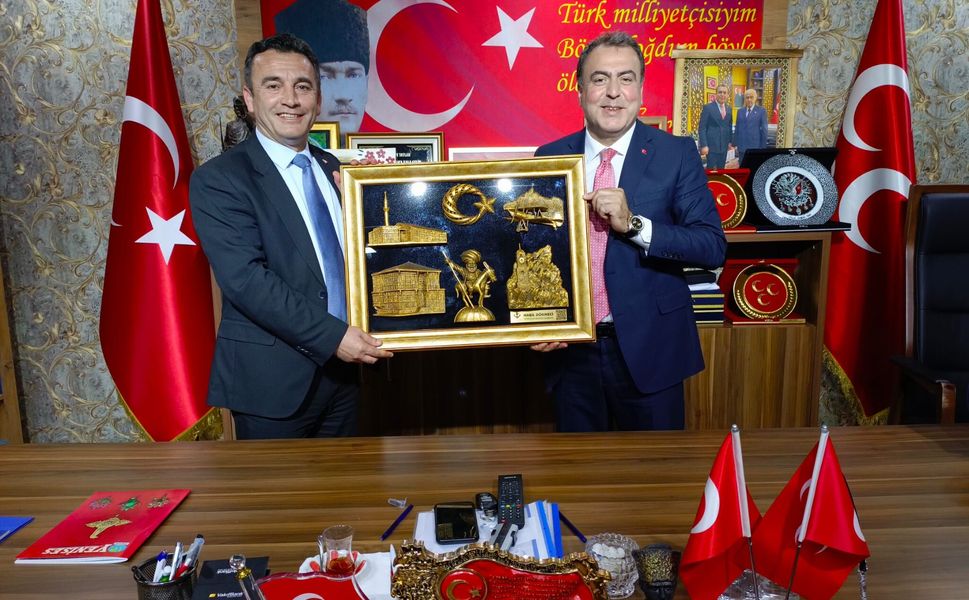 CHP'li Sivrihisar Belediye Başkanı 'ından MHP İl Başkanı Sezer 'e Ziyaret
