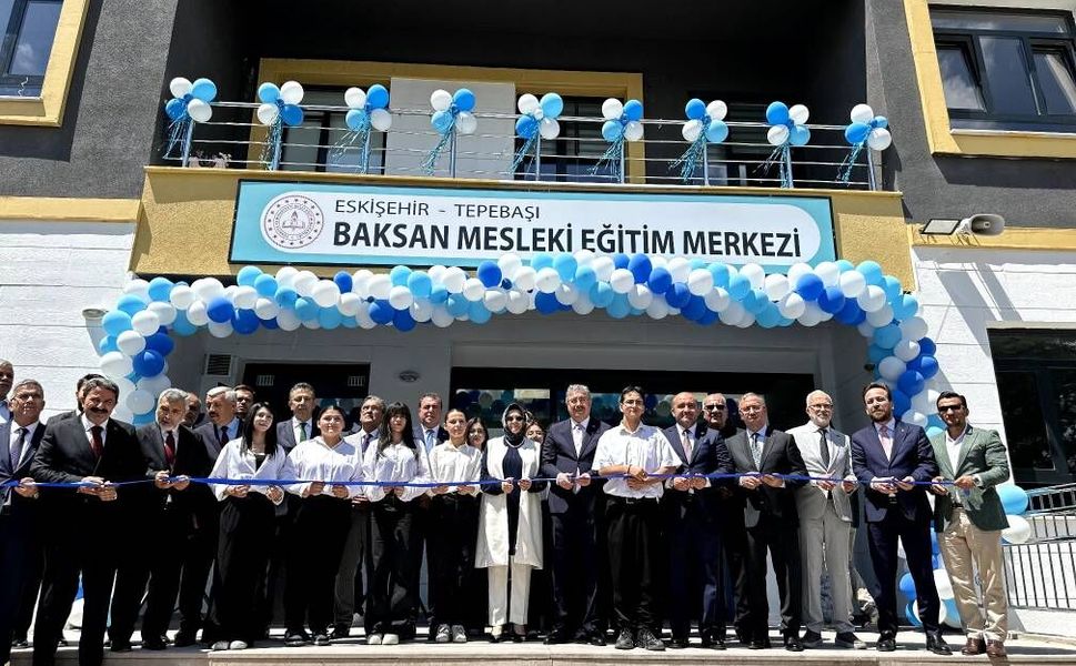 AK Parti Eskişehir Milletvekili, Prof.Dr.Ayşen Gürcan’ın uluslararası Mezuniyet Töreninde Önemli mesajlar verdi