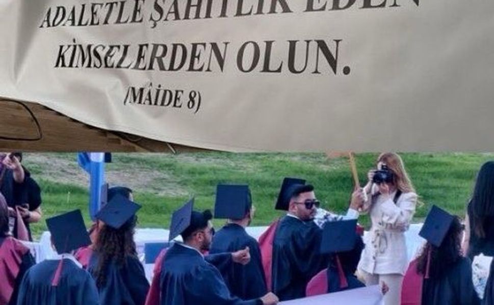 Ayet-i Kerime pankartına bir engel de Eskişehir'de