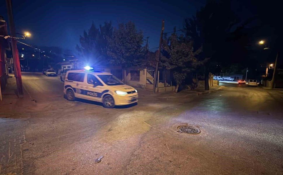 Biri çocuk 3 kişiyi pompalı tüfekle yaralayan şüpheli yakalandı