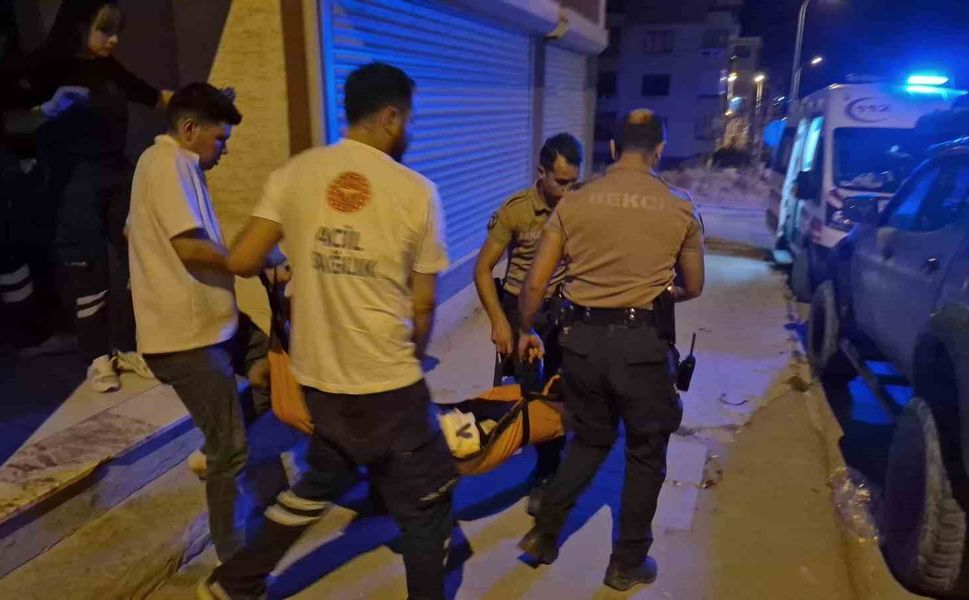 Eskişehir'de bunalıma giren şahıs kendi karnına bıçak sapladı