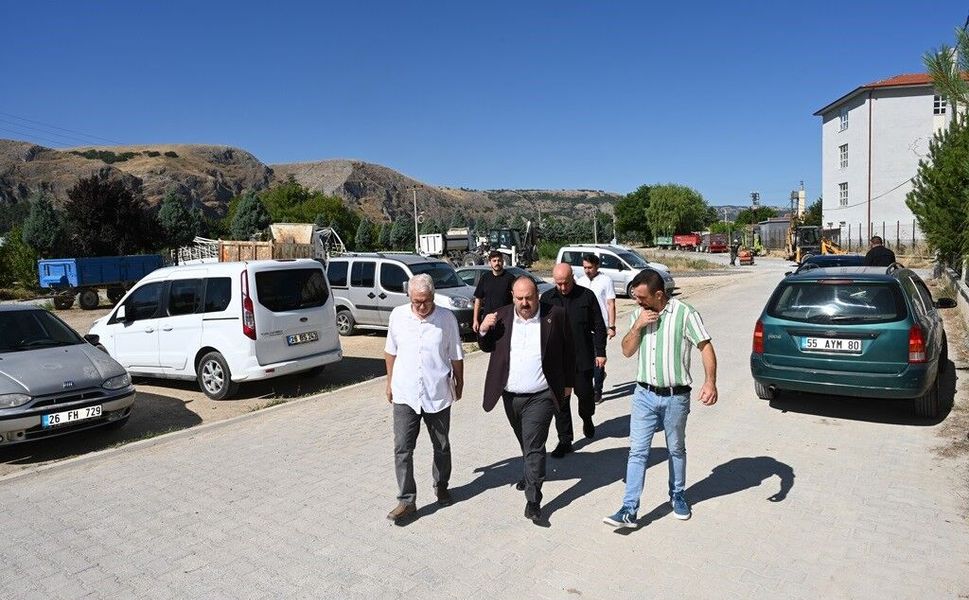 İnönü'de bakım, onarım ve çevre düzenleme çalışmaları