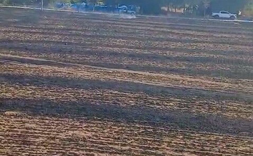 Keskin Mahallesi'ndeki ot yangını büyümeden söndürüldü