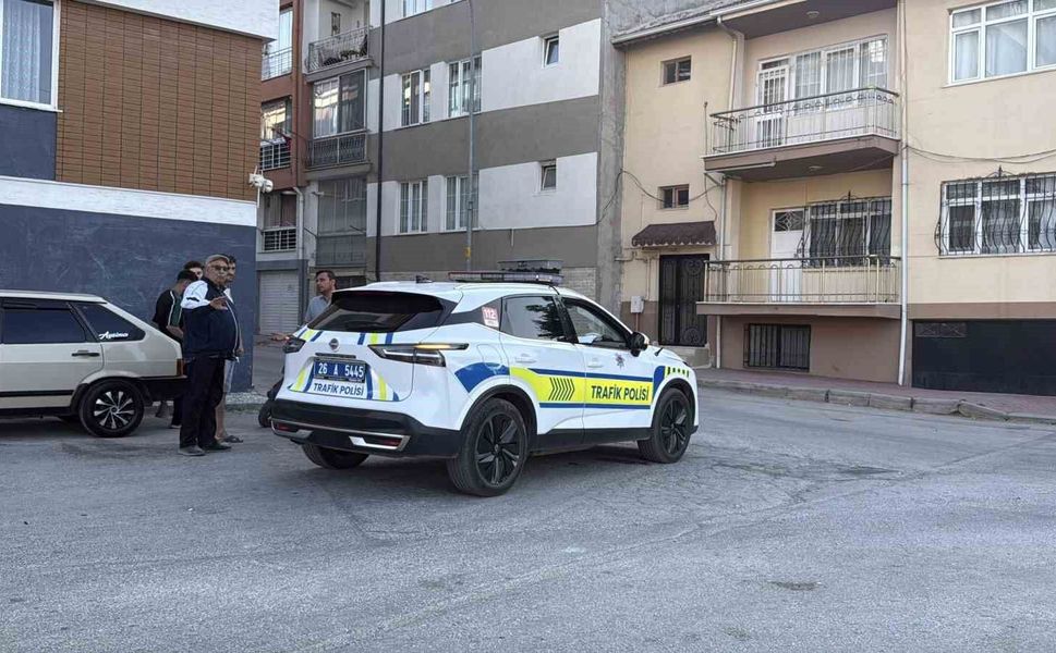 Motosikletin çaptığı bisikletli çocuk yaralandı: Kaza anı kamerada