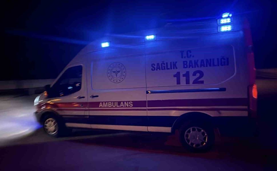 Sahte plakalı araçla kaçarken bekçiye çarpan şüpheli yakalandı