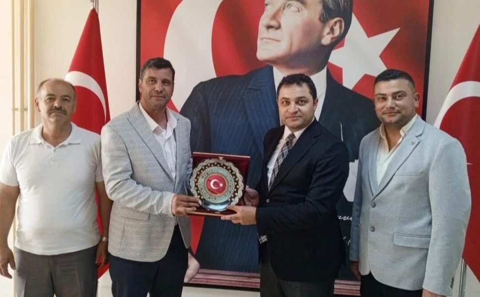 Sivrihisar esnaf odalarından Kaymakam Temel'e anlamlı ziyaret