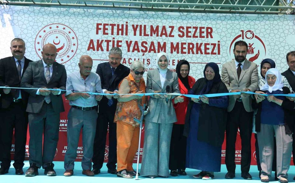 Türkiye'de bir ilk olan Fethi Yılmaz Sezer Aktif Yaşam Merkezi hizmete açıldı