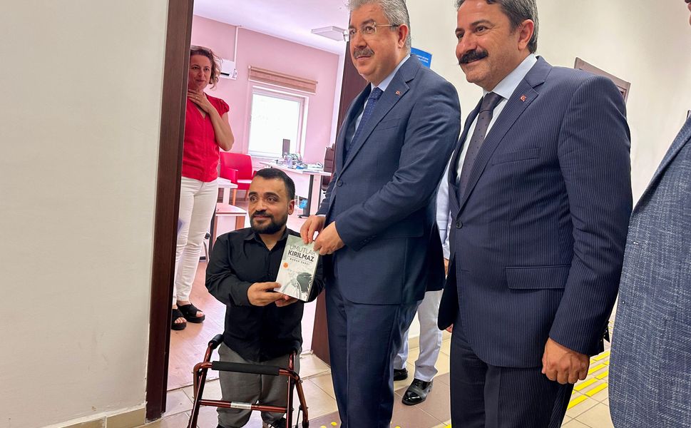 Vali Yılmaz'dan GSB İl Müdürlüğüne Ziyaret