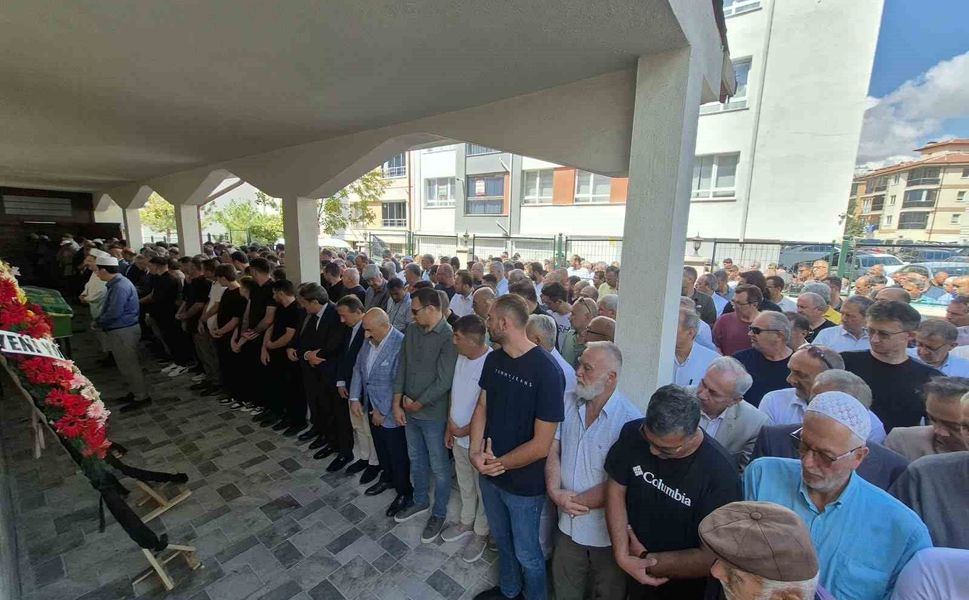 Afyonkarahisar İl Milli Eğitim Müdürü Altınkaynak'ın acı kaybı