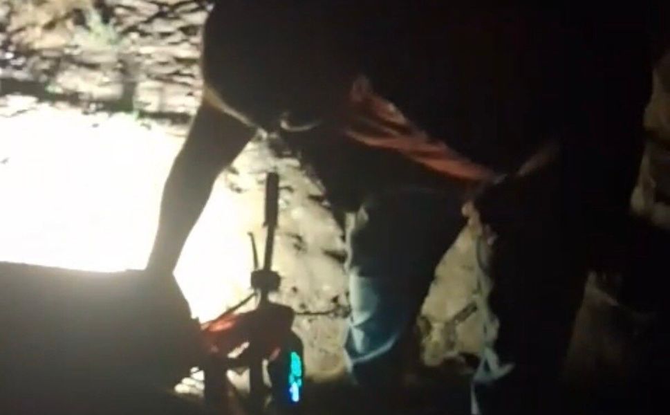 Engelli aracı ile kaza yapan vatandaşın yardımına vatandaşlar koştu