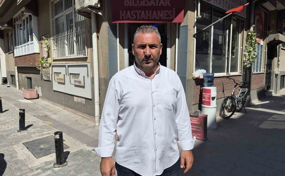 Eşinin 5 bileziği ile açtığı 30 yıllık dükkânı kapatmanın hüznünü yaşıyor