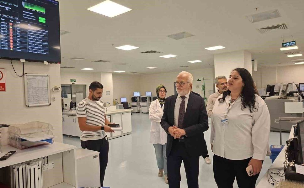 Eskişehir Şehir Hastanesi'nde laboratuvar hizmetleri yerinde incelendi