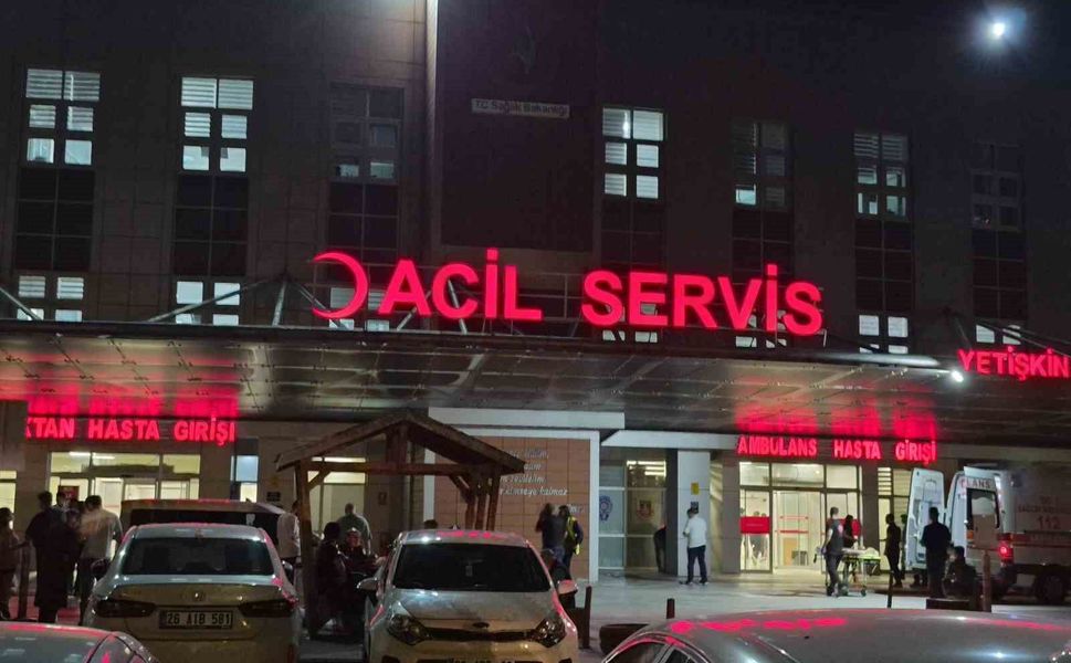 Eskişehir'de bıçaklı kavga: 1 yaralı