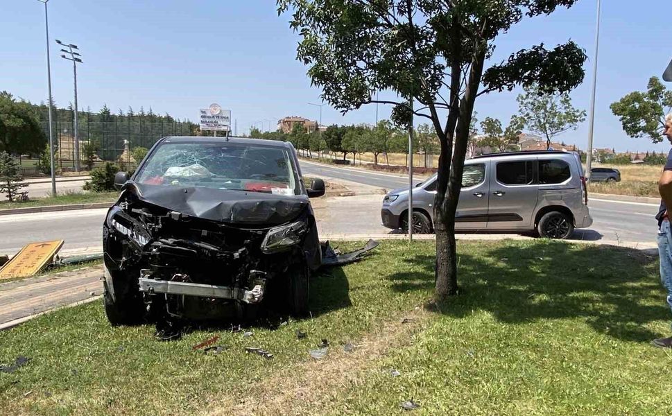 Eskişehir'de korkutan kaza: 2 yaralı