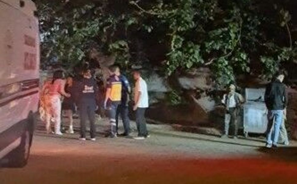 Eskişehir'de olaylı gece: Sinir krizi geçiren kadının bağırış sesleri sokağı inletti